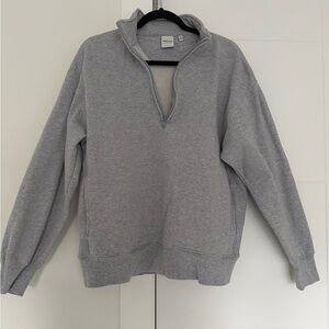 Aritzia sweat fleece boyfriend 1/2 zip Light Gray Sweater